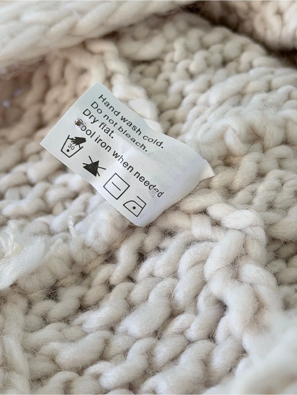 Chunky Cable Knit Infinity Scarf — Cream